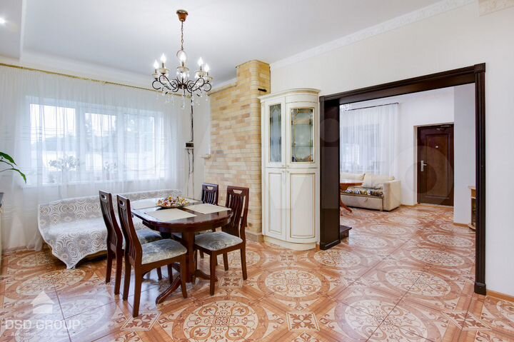 Дом 272 м² на участке 15 сот.