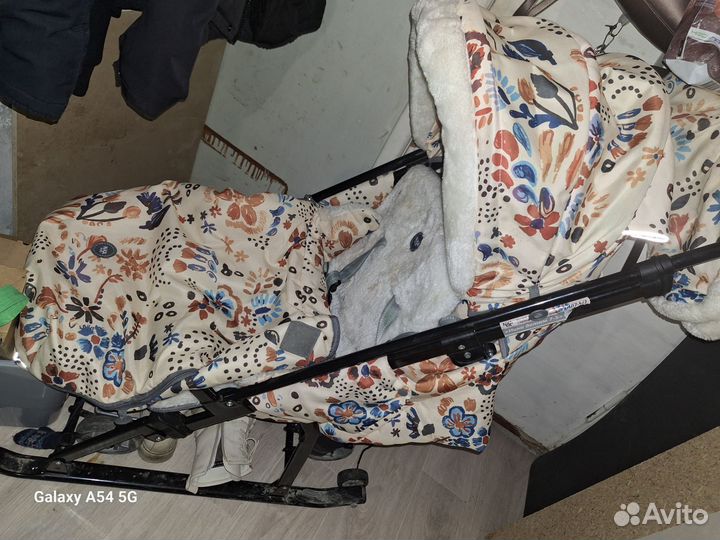 Продам санки-коляску