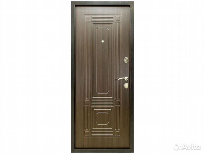 Входная дверь (отделка на выбор)