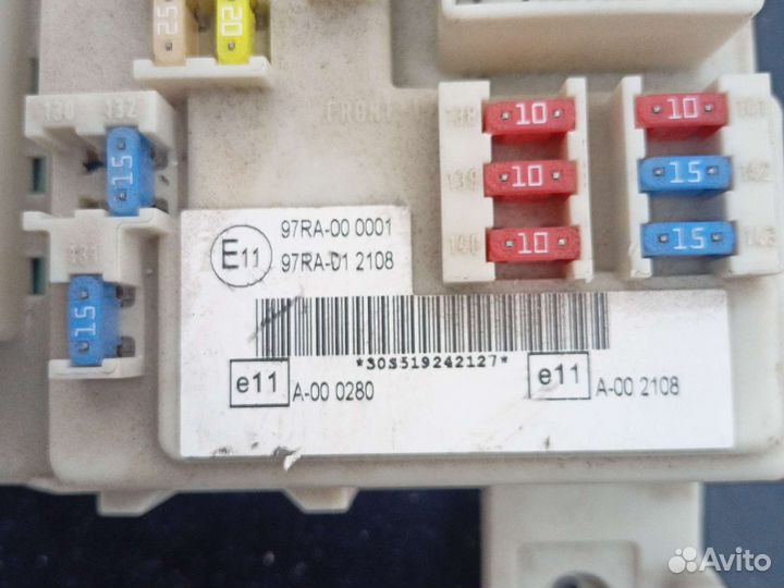 Блок предохранителей салонный ford focus 2