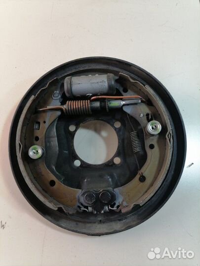 Колодки тормозные задние правые Toyota Premio