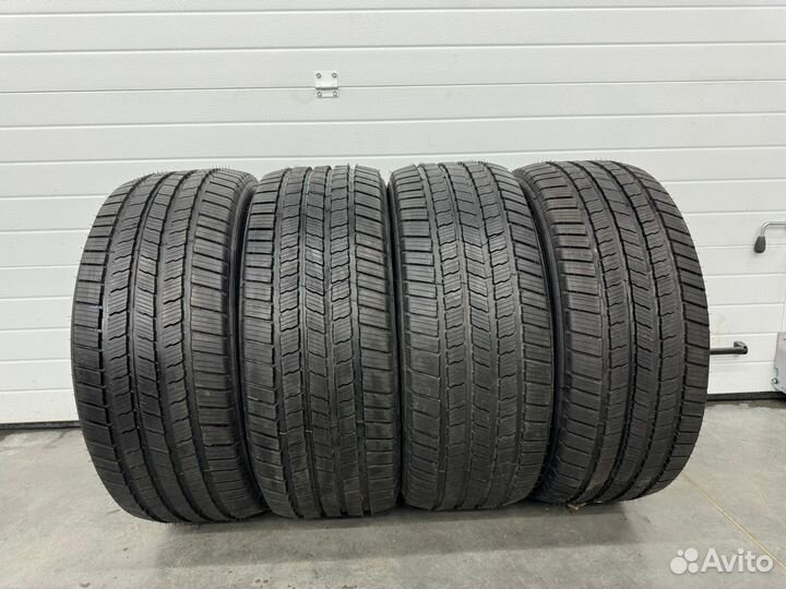 Michelin X LT A/S 275/55 R20 113T