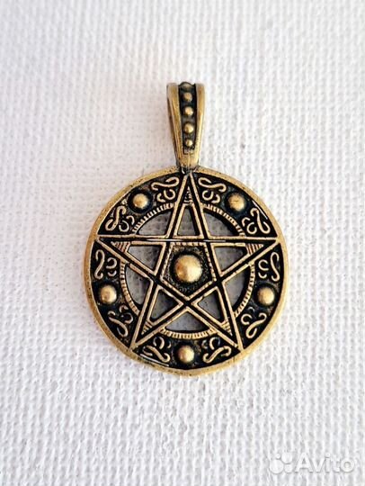 Оберег, защитный кулон 