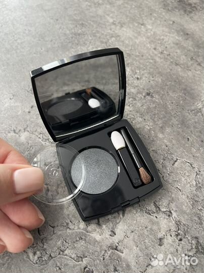 Chanel тени для век
