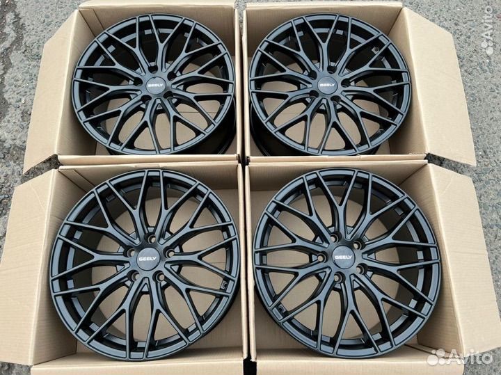 Новый комплект литых дисков r18 на Gelly