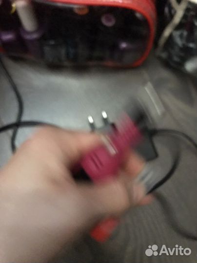 Набор доя ногтей : лампа напильник лаки