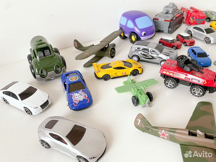 Металлические машинки хотвилс, киндеры, коллекция