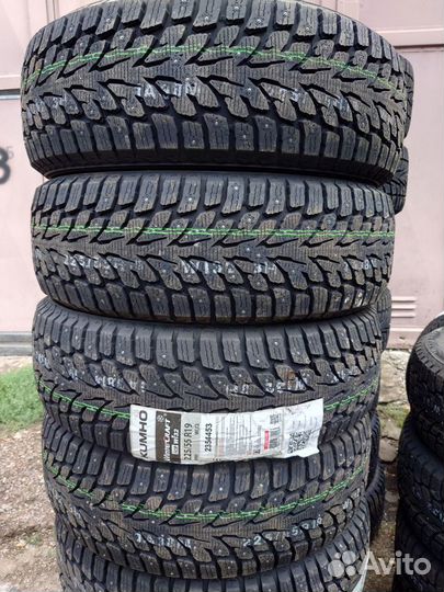 Kumho WinterCraft Ice Wi32 225/55 R19 99H