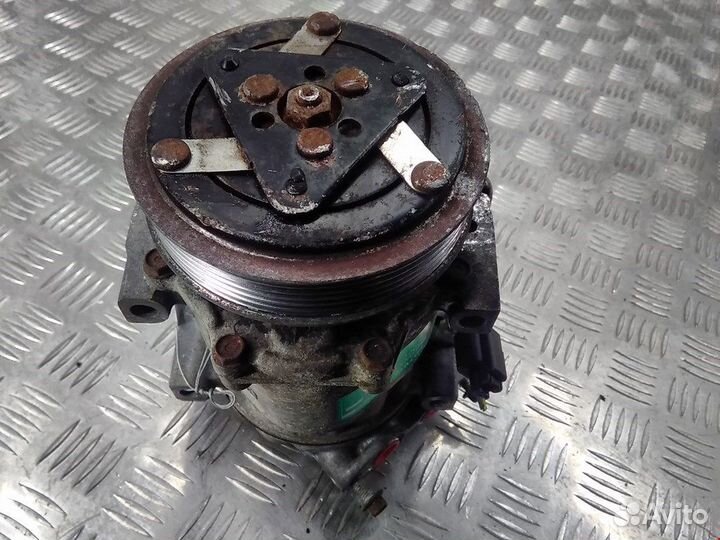 Компрессор кондиционера для Ford C-MAX 1 1677171