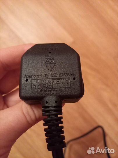 Кабель Британский 3-контактный и разъем ieс 320