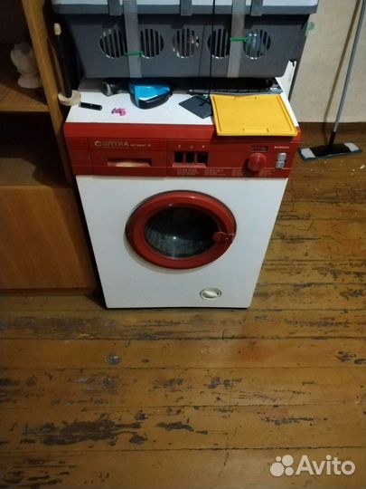 Стиральная машина Вятка на детали