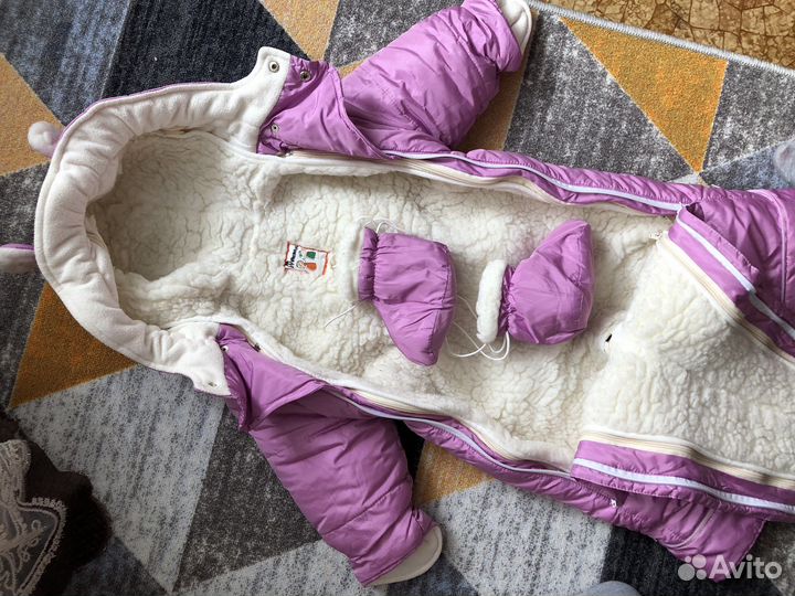 Зимний комбинезон для девочки