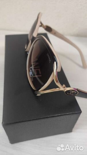 Очки с чехлом солнцезащитные новые