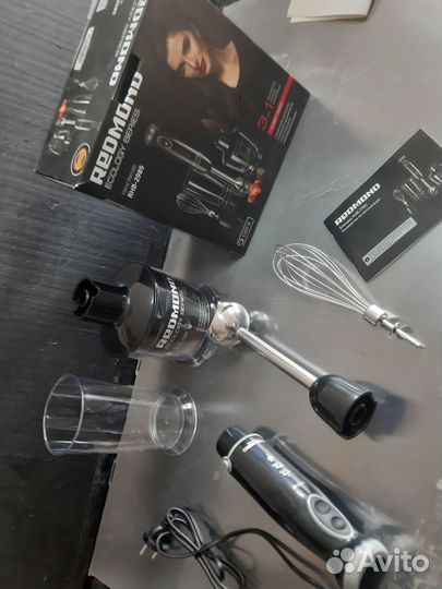 Блендер redmond RHB-2985 новый