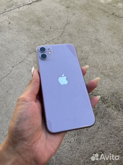 iPhone 11, 64 ГБ