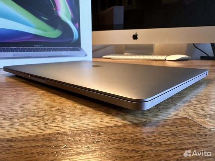 Apple MacBook Pro M1 8гб 256