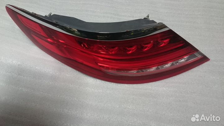 Фонарь задний левый в крыло мерседес W217 S217