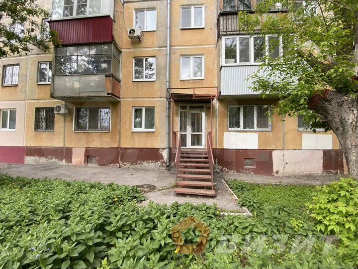 Торговое помещение рядом с магнитом