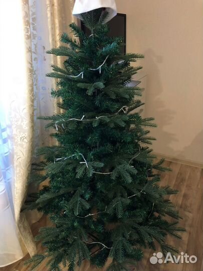 Елка искусственная