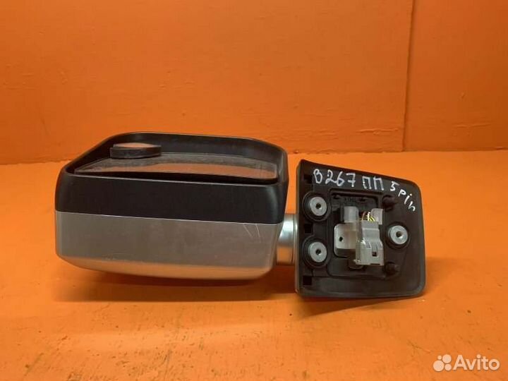 Зеркало заднего вида правое Toyota Fj Cruiser 4.0