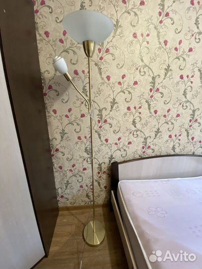 Торшер напольный