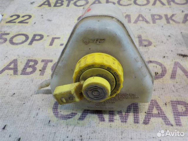 Бачок главного тормозного цилиндра Volkswagen Tou