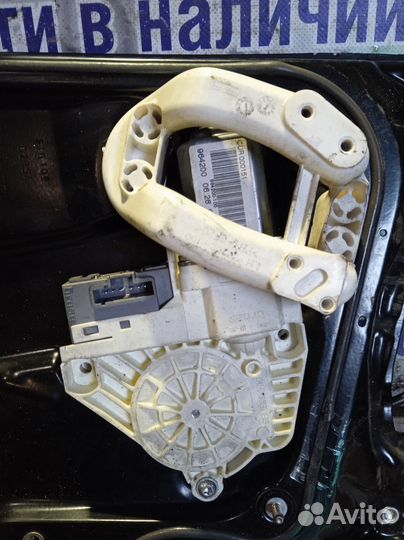 Стеклоподъемник электр. передний левый Land Rover