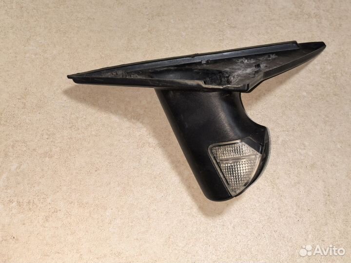 Зеркало правое volkswagen jetta 5