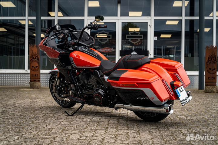 Harley-Davidson CVO Road Glide Legendary Orange