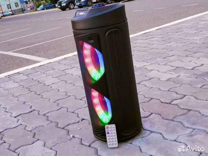 Музыкальная колонка с блютуз