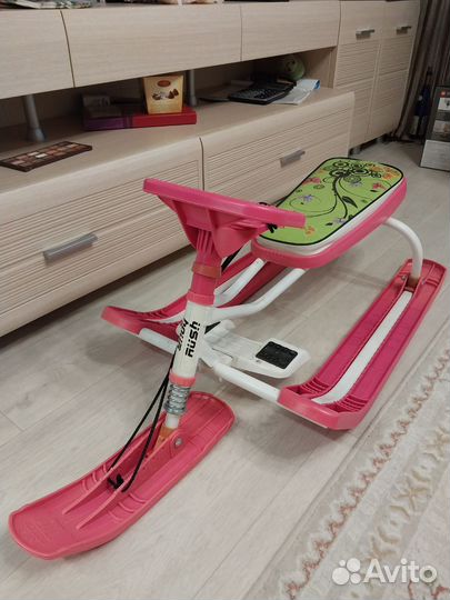 Снегокат для девочки