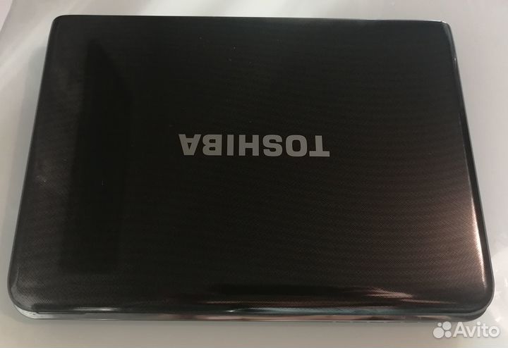 Ноутбук 11.6” Toshiba Satellite T210-113 + сумка