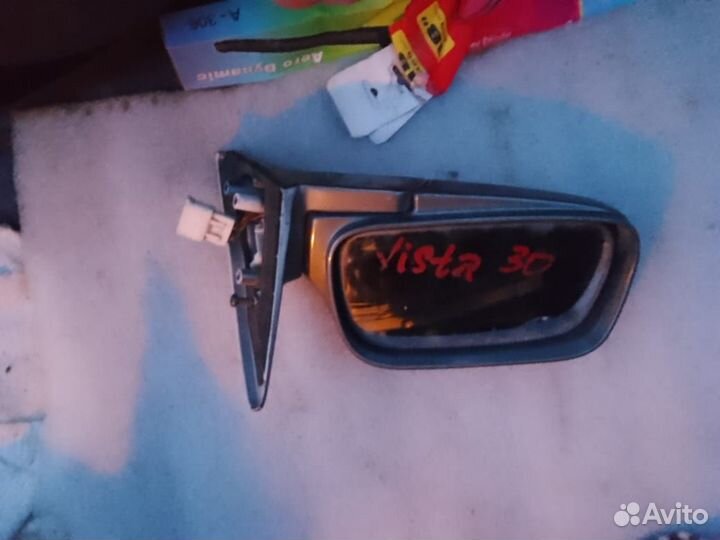 Зеркало левое Toyota vista sv30