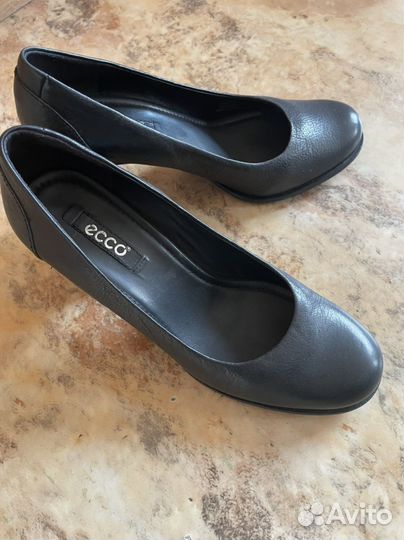Туфли женские Ecco 38 размер