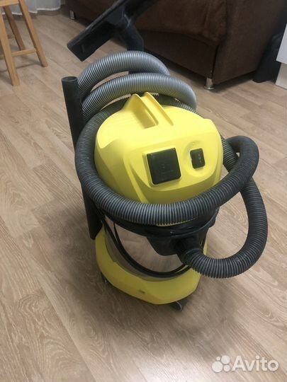 Строительный пылесос Karcher WD3