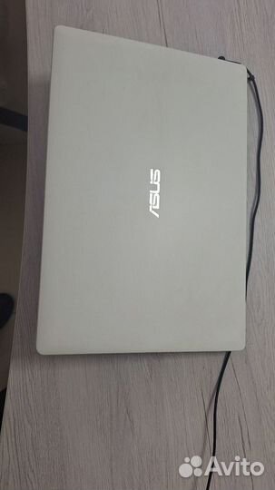 Ноутбук asus