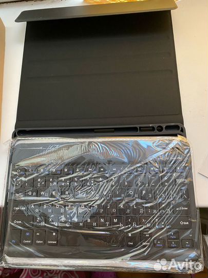 Клавиатура беспроводная SMART Keyboard case новая