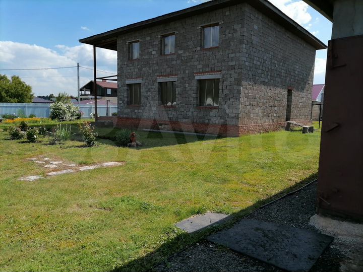 Коттедж 387 м² на участке 25 сот.