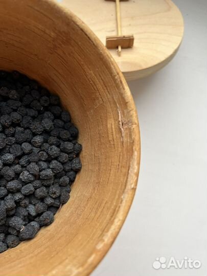 Туесок из бересты с черникой