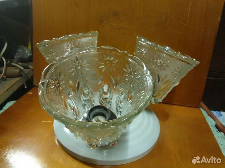 Светильник потолочный б/у 20х40см на 3 лампочки