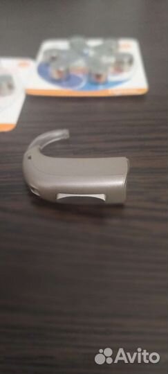 Слуховой аппарат oticon 4х канальный + батарейки