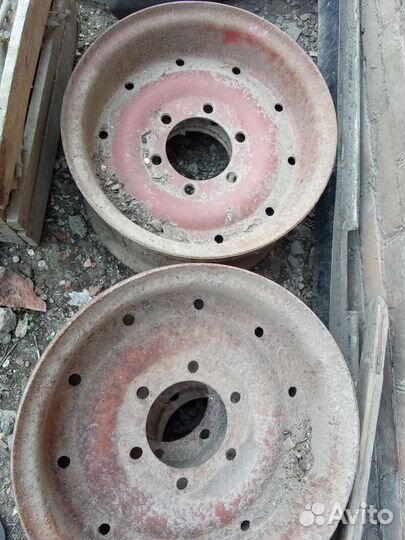 Диски на тракторную телегу