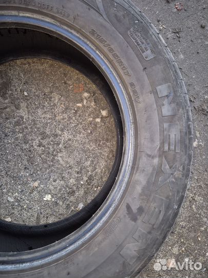 Nexen N'Blue Premium 215/65 R17