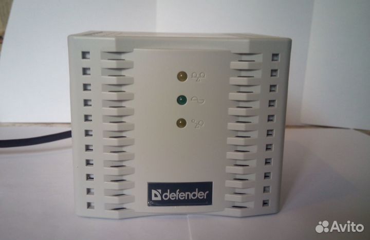 Стабилизатор Defender PX-2000