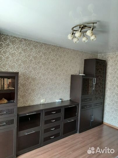 Продам шкаф горку для гостиной