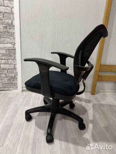Компьютерное кресло