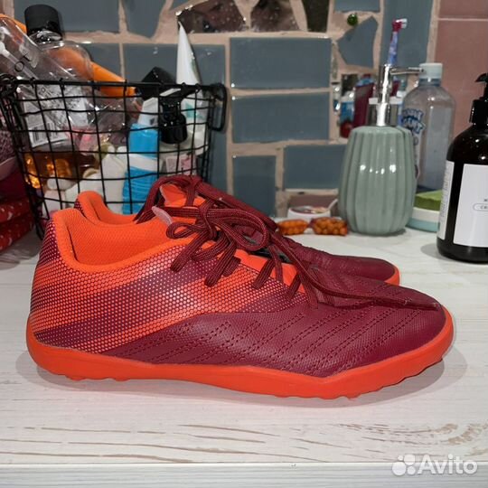 Бутсы футбольные детские, 34,5 декатлон