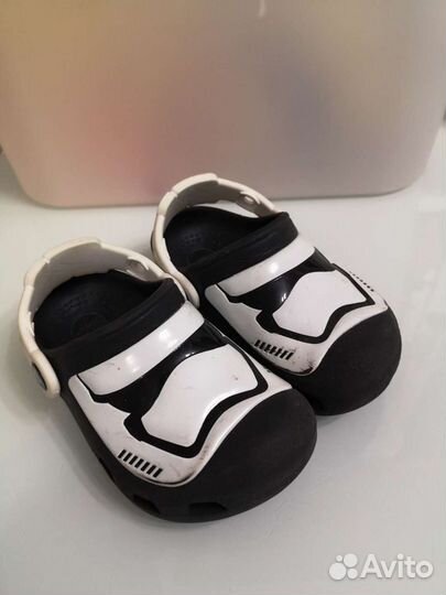 Crocs