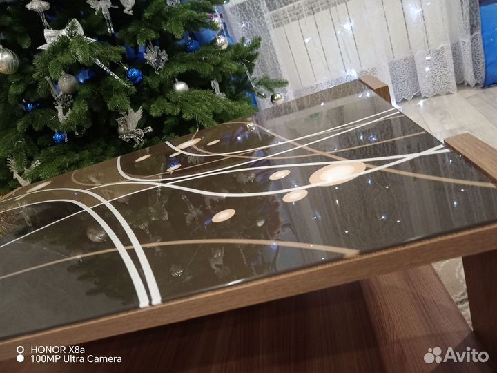 Журнальный столик