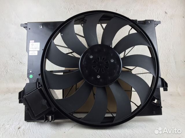 Вентилятор Mercedes W209 W211 C216 C219 W221 C199